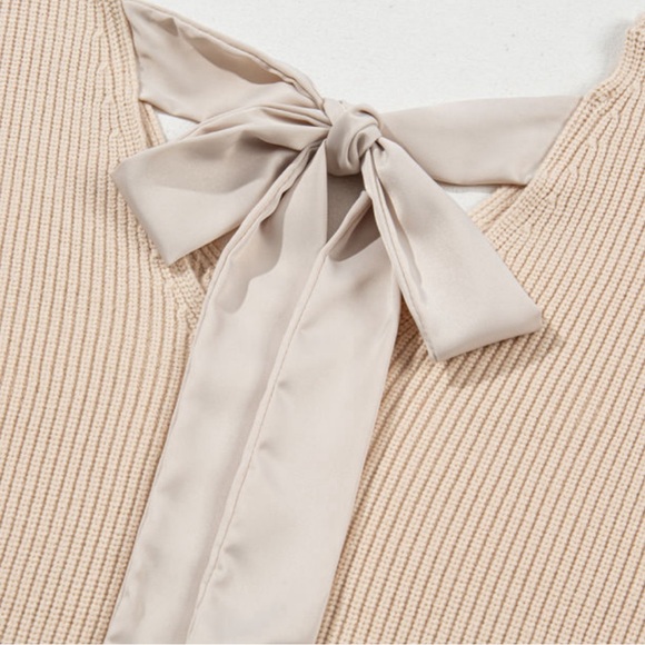 Apricot Lantern Sleeve V Neck Satin Bow Back Sweater - Picture 4 of 5